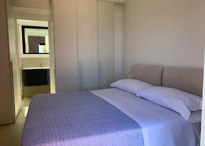 - Luxury Seaview X10 Villa