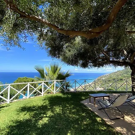 - Luxury Seaview X10 *