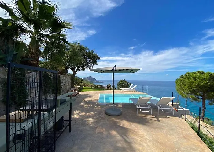 - Luxury Seaview X10