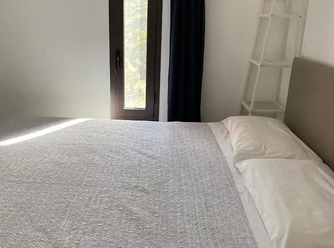 Villa - Luxury Seaview X10 *